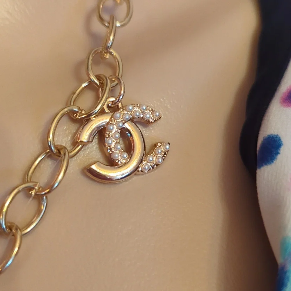 Chanel Charm Necklace - Picture 4 of 13